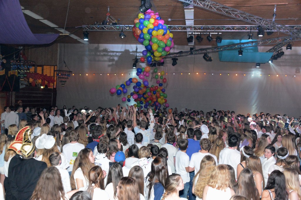 ../Images/Jeugddisco White Edition 192.jpg